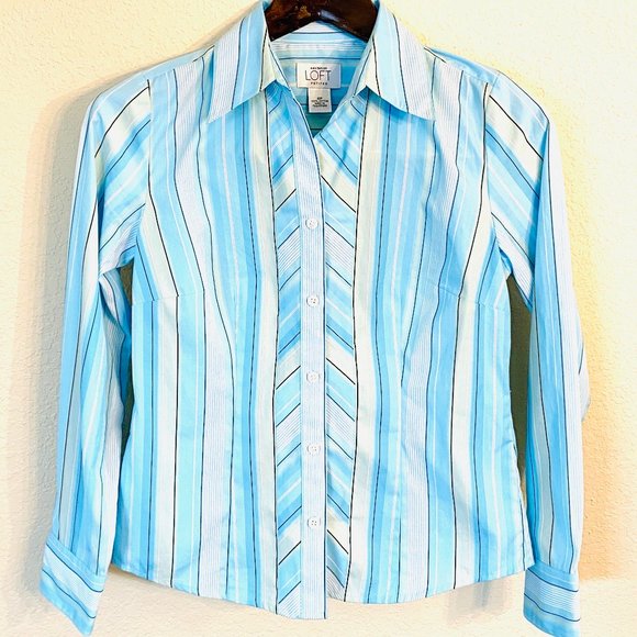 LOFT | Tops | Loft Bluegreen Button Down Top Sz 4p | Poshmark